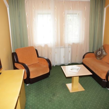Eurohotel Baia Mare Ngoại thất bức ảnh