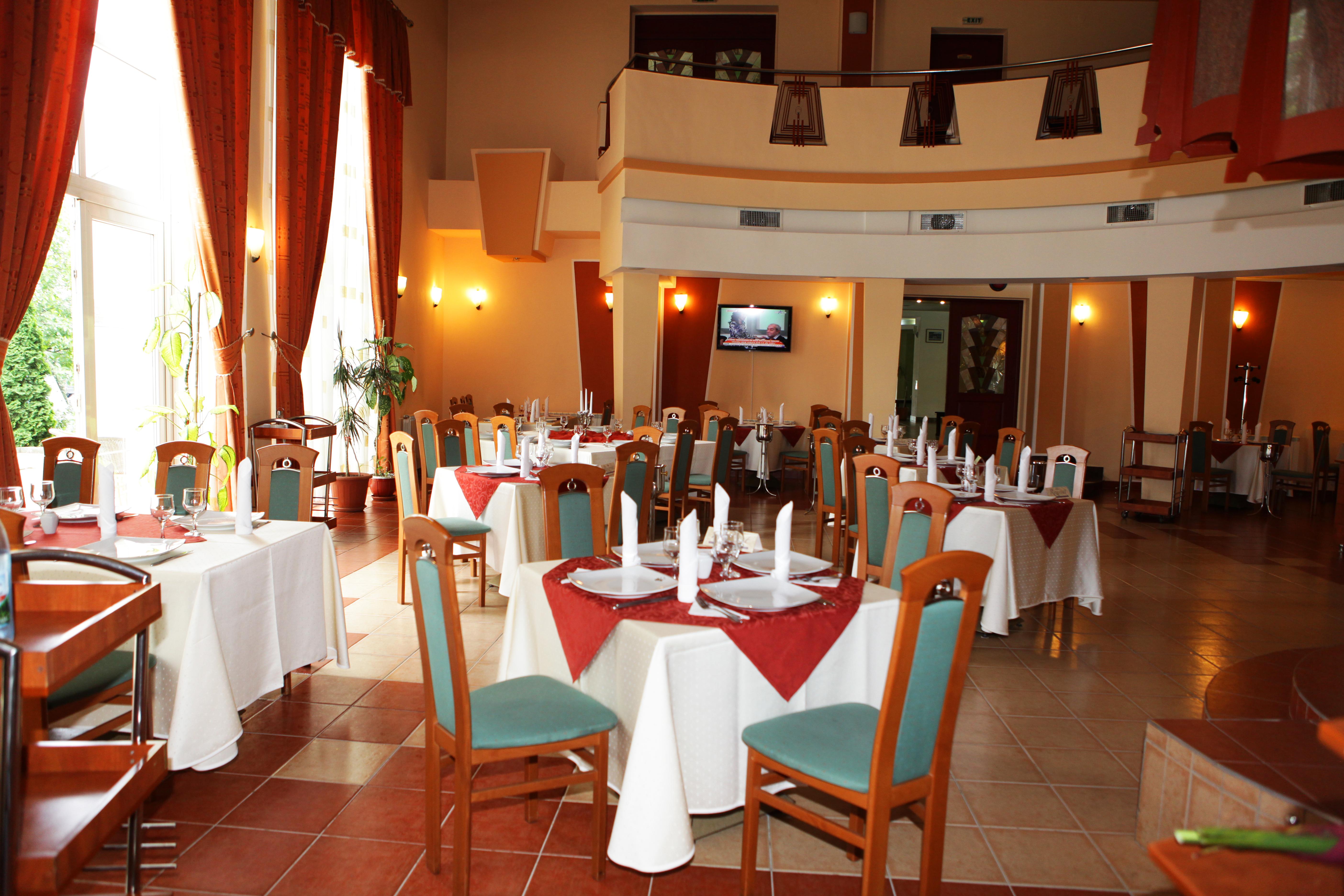 Eurohotel Baia Mare Ngoại thất bức ảnh