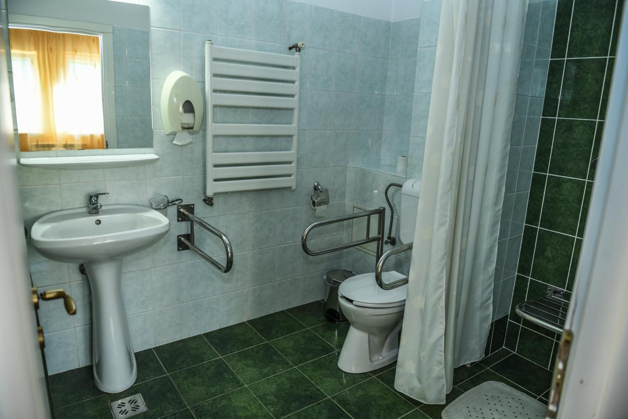 Eurohotel Baia Mare Ngoại thất bức ảnh