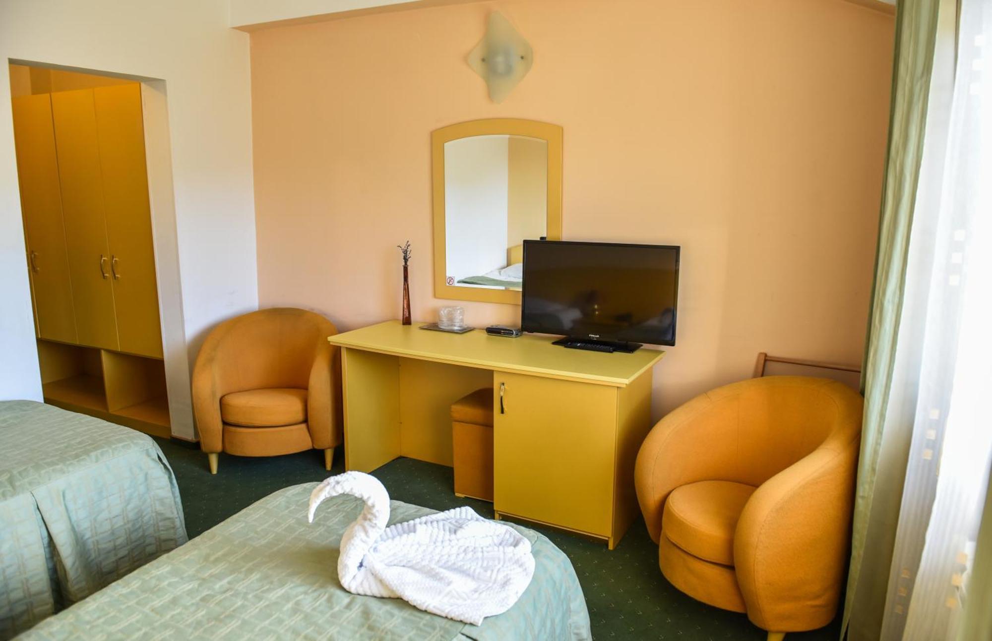 Eurohotel Baia Mare Ngoại thất bức ảnh